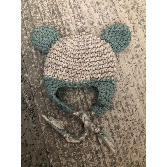 Handmade Crochet Baby Winter Hat Bear - Picture 1 of 3